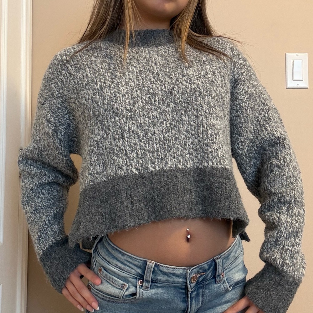 Garage Two-Tone Gray Women's knit Sweater